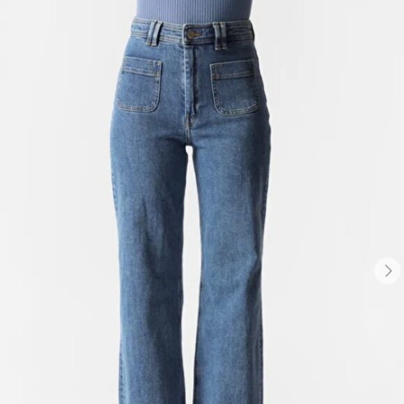 NWT! High-Waist Flared Jeans from & Other Stories, size 28 - Picture 1 of 13